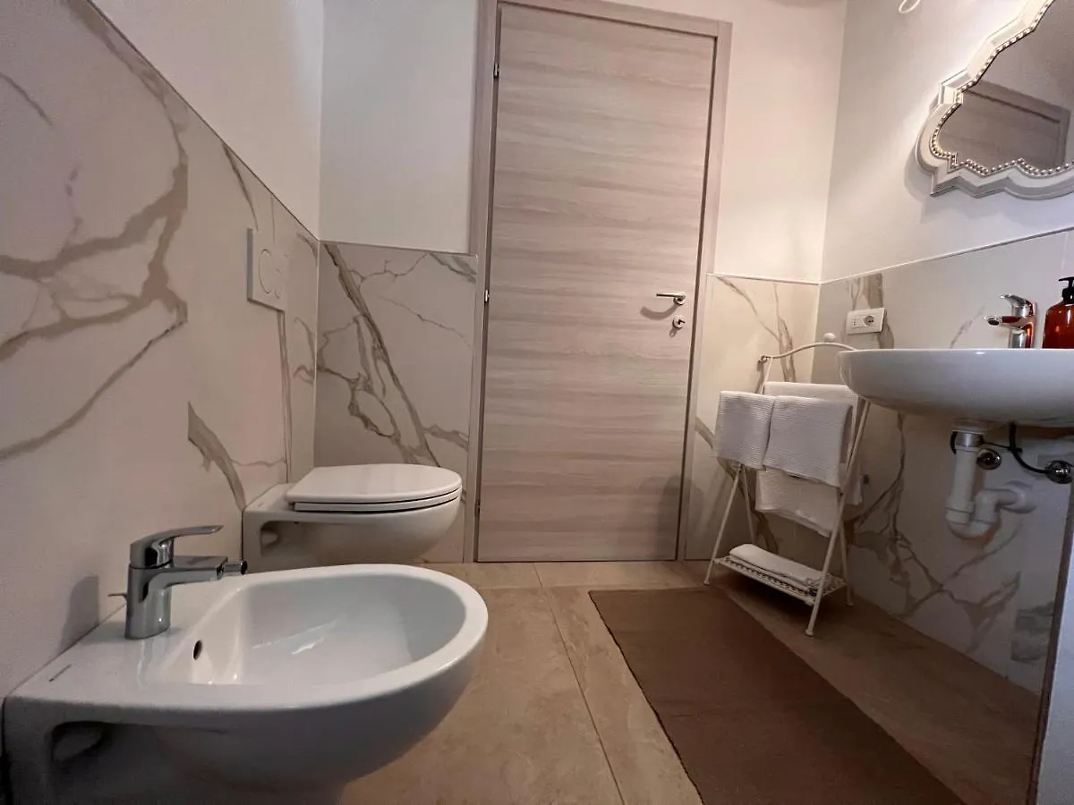 Prázdninový dům La Finestra Sul Molo - By Myhomeincomo Torno