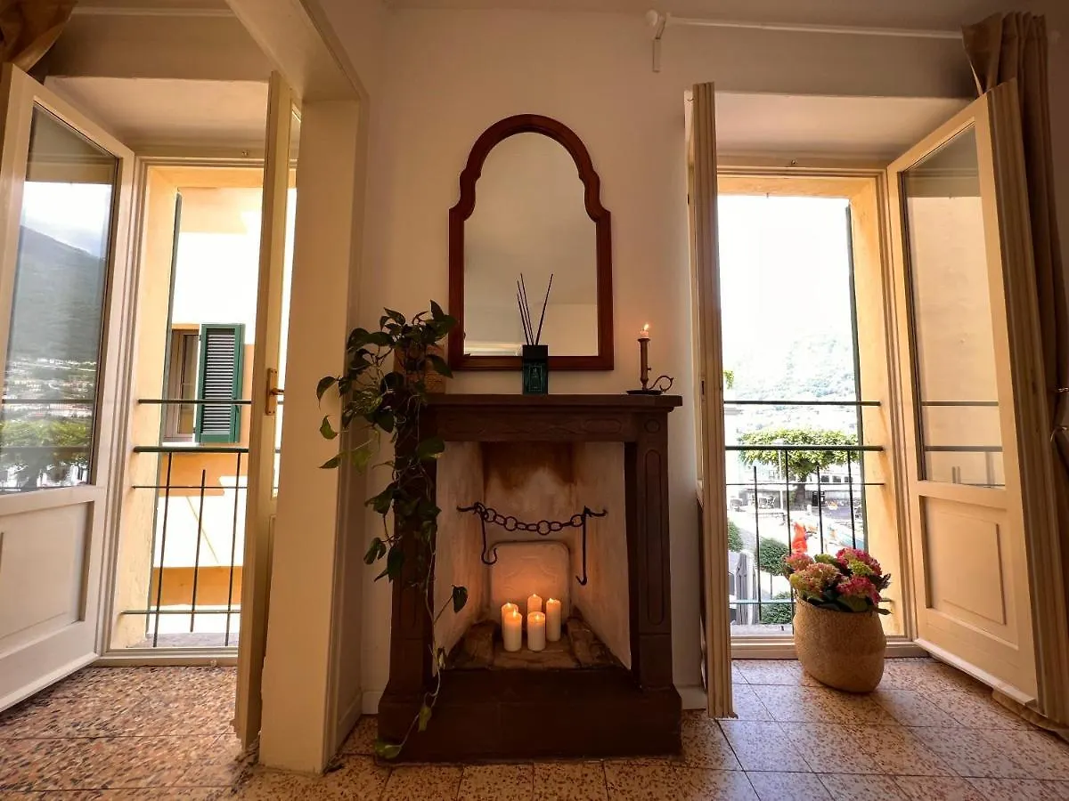 La Finestra Sul Molo - By Myhomeincomo Torno Italy